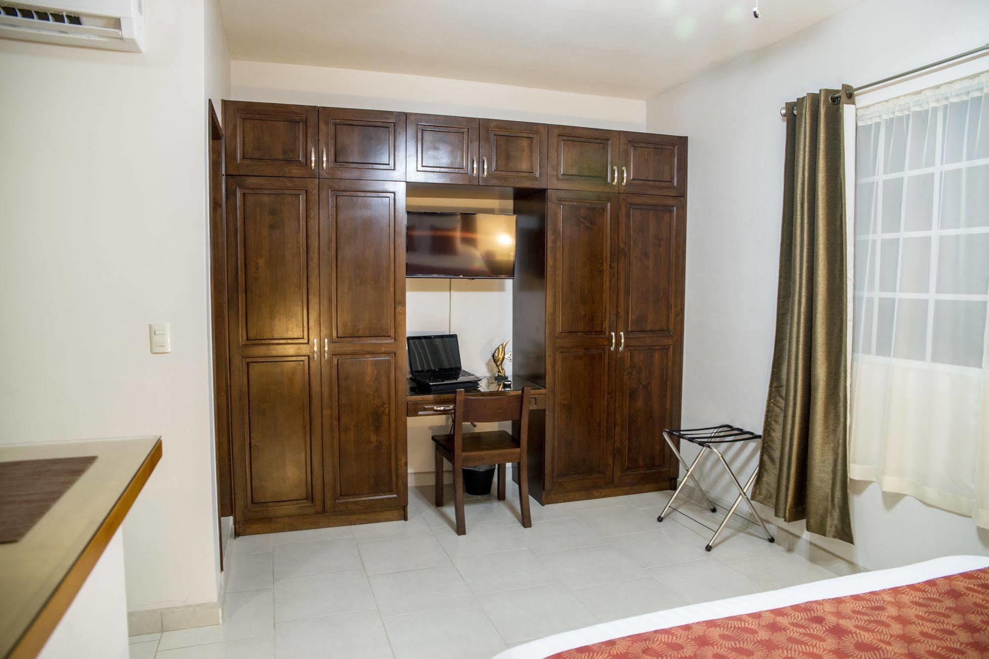 לורטו Bugambilias Suites מראה חיצוני תמונה